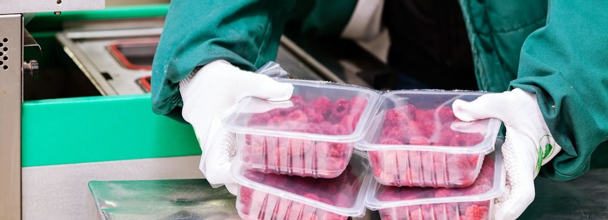 J.M. Smucker Boosts Dividend 2%, Appoints New Supply Chain Chief