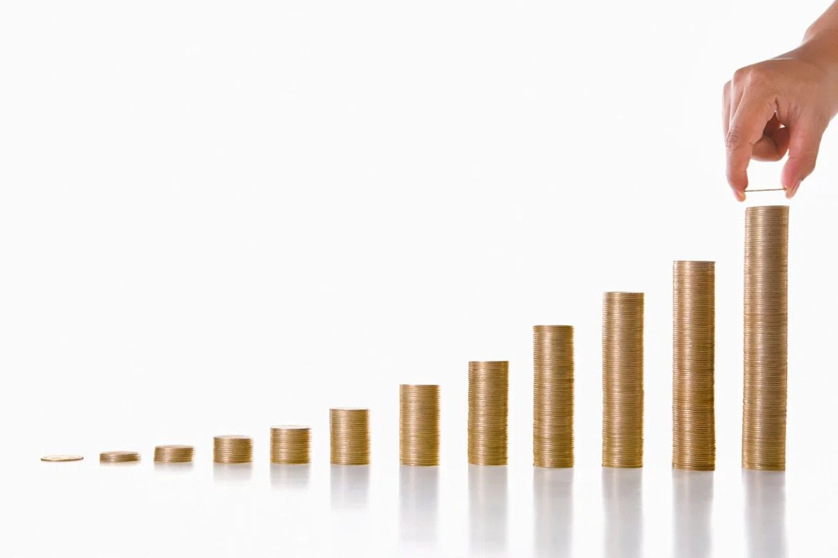 Johnson & Johnson Dividend: $10,000 Stake Yields $210 Annually