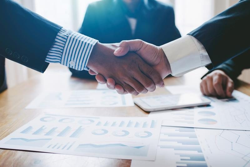 ONEOK's $4.4B Brazos Acquisition and Apollo Investment: Dividend Implications