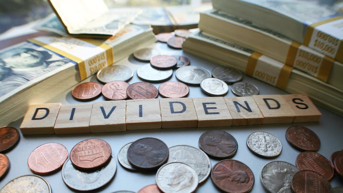 SCHD ETF: $100.8 Billion Fund Offers 3.2% Yield from 100 Dividend Stocks