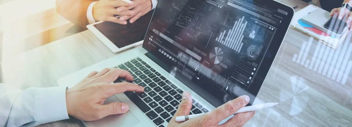 SS&C Technologies Raises Dividend, Wins $1B AI Fund Mandate
