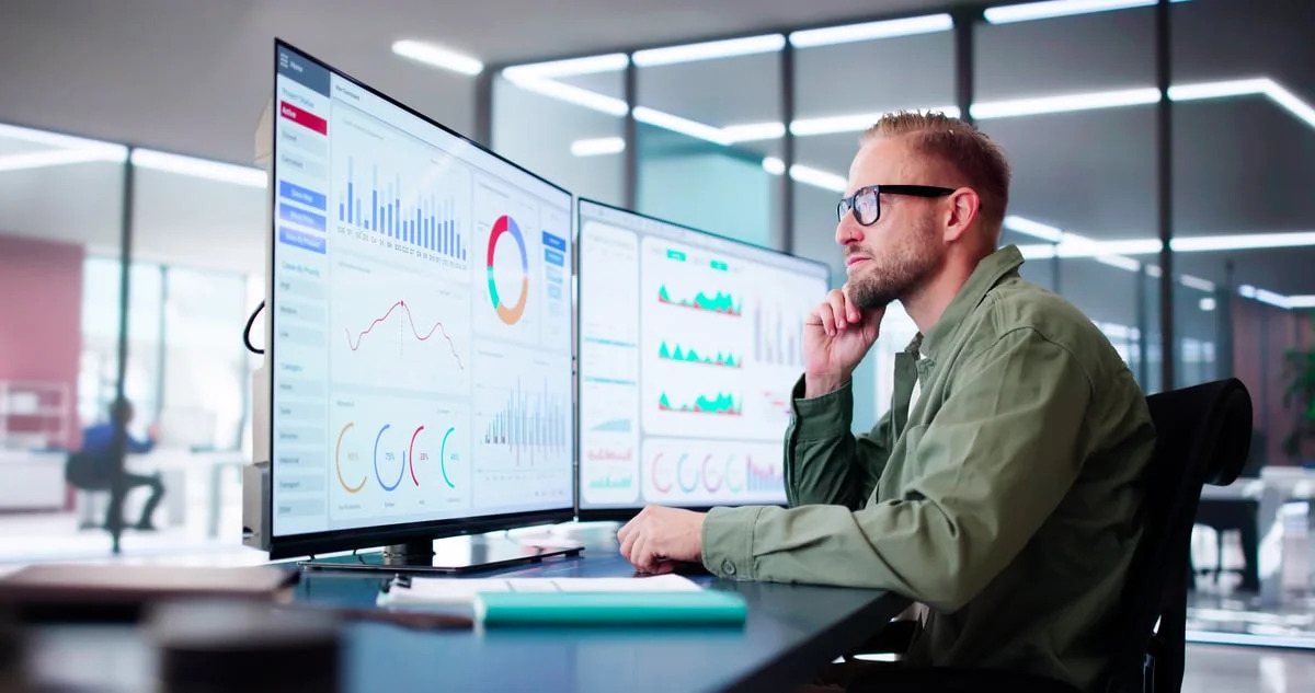 VIG's Top Holdings: Tech Giants Lead Dividend Growth ETF
