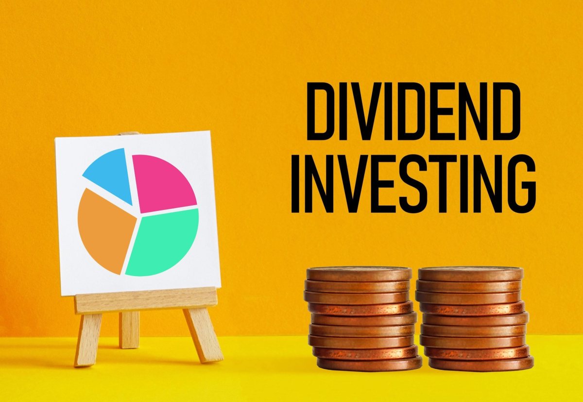 VIG vs SCHD: $500,000 Income Gap Explained by Index Design