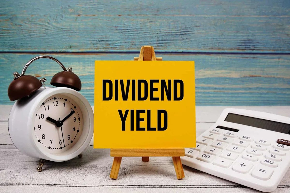 VYM Outperforms S&P 500 in 2026 as Value Stocks Rebound